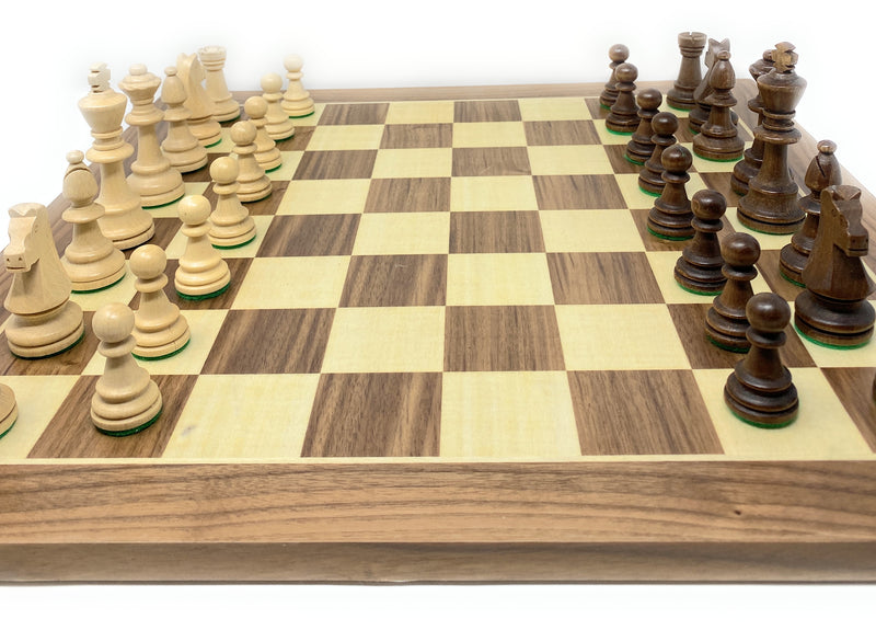 Deluxe Walnut and Maple inlaid Chess Board, Wooden set